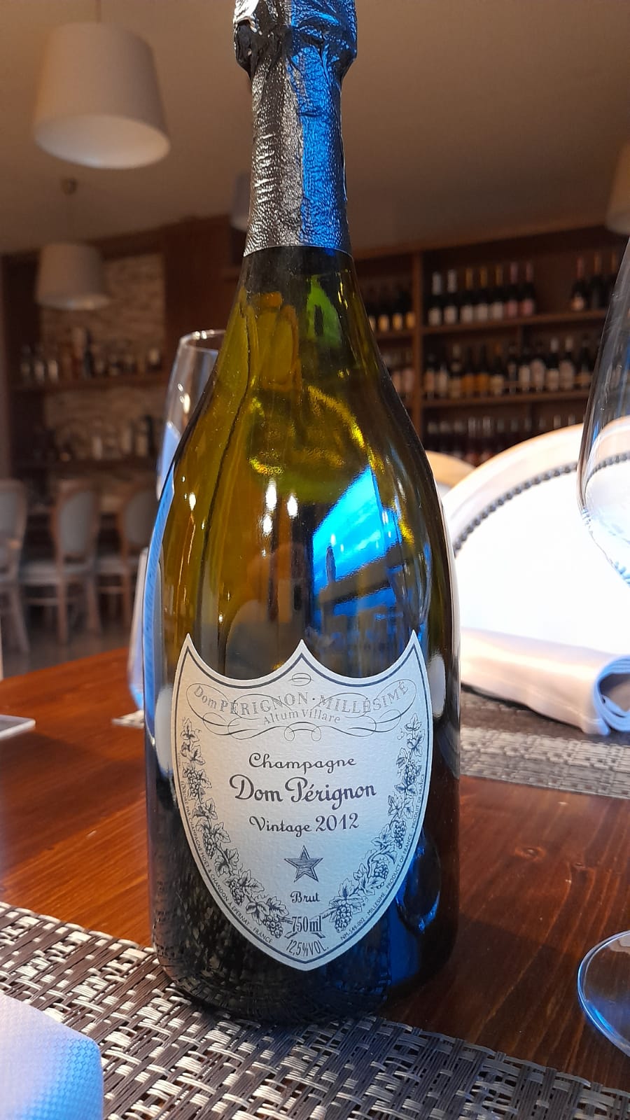 Etichetta dalla carta dei vini di Sapore è Sapere
